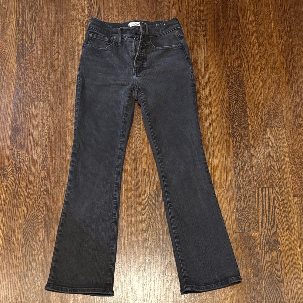 Madewell black mid rise kick out jeans